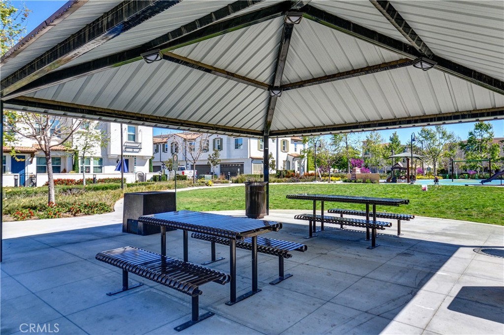 30353 Town Square