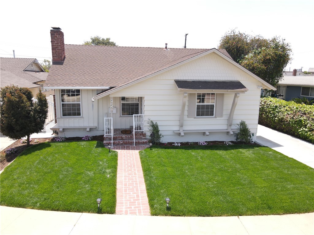 2326 W 183rd