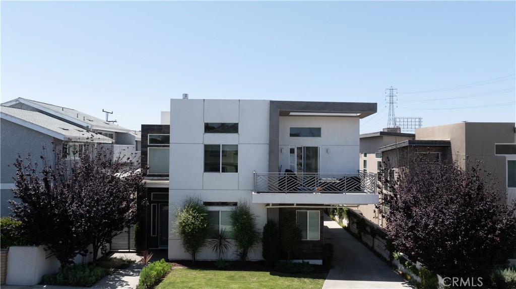 2520 Nelson #C Avenue C