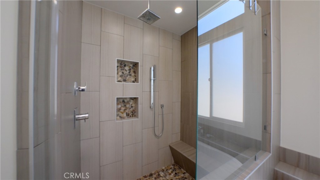 2520 Nelson #C Avenue C