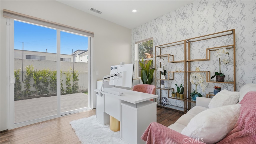 2520 Nelson #C Avenue C