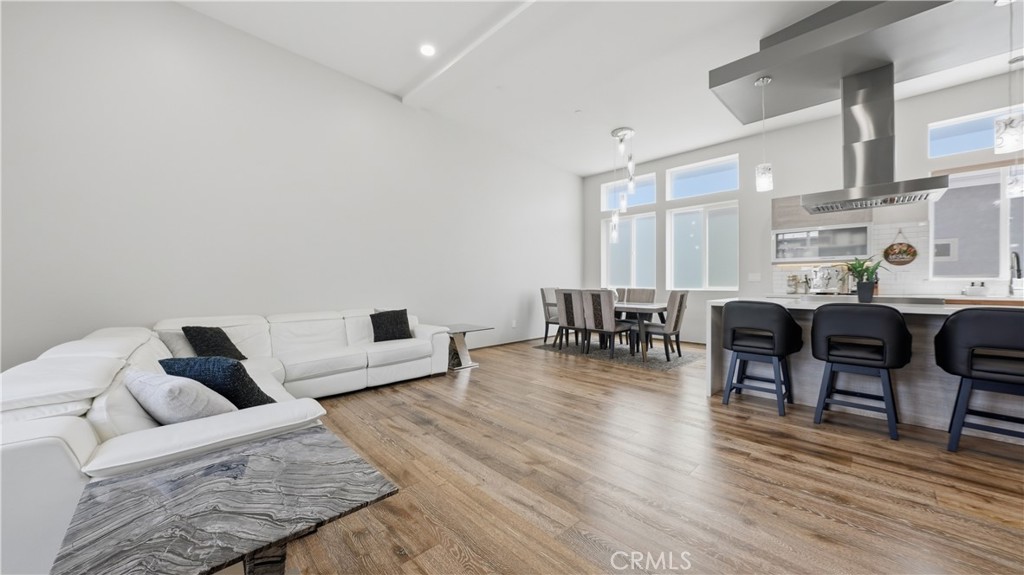 2520 Nelson #C Avenue C
