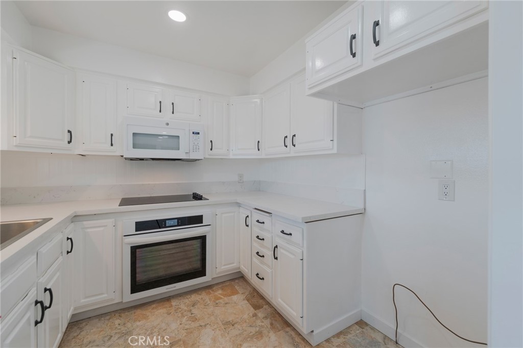 22663 Nadine Circle B