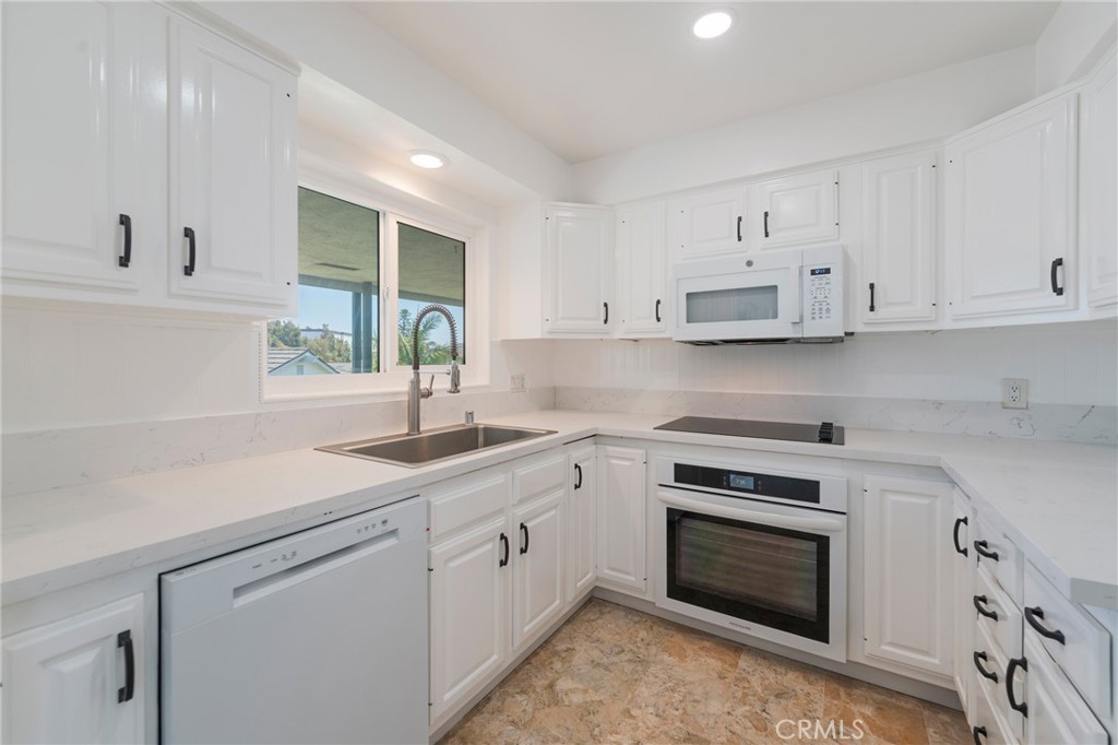 22663 Nadine Circle B