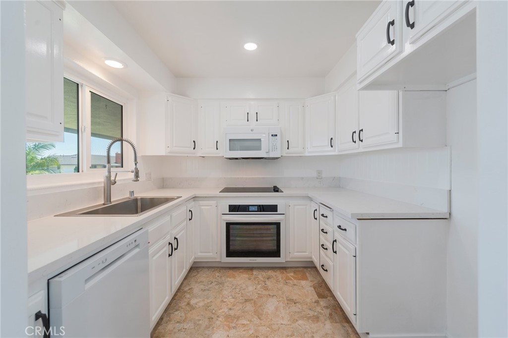 22663 Nadine Circle B