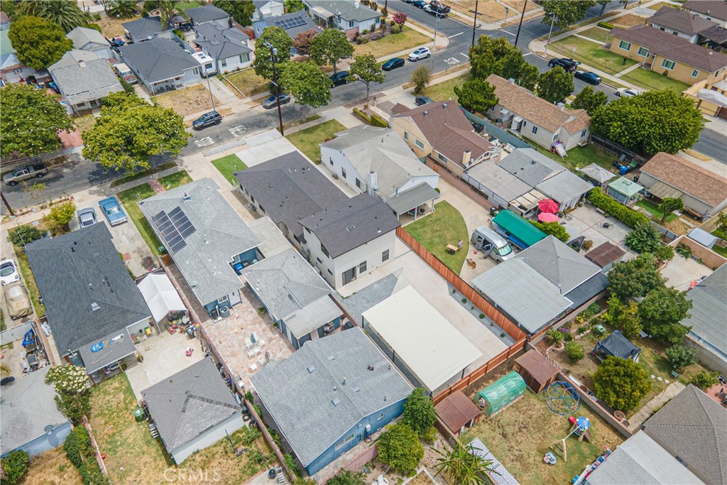 1614 W 214th