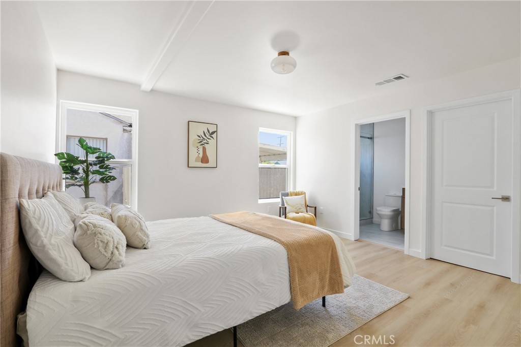 1614 W 214th