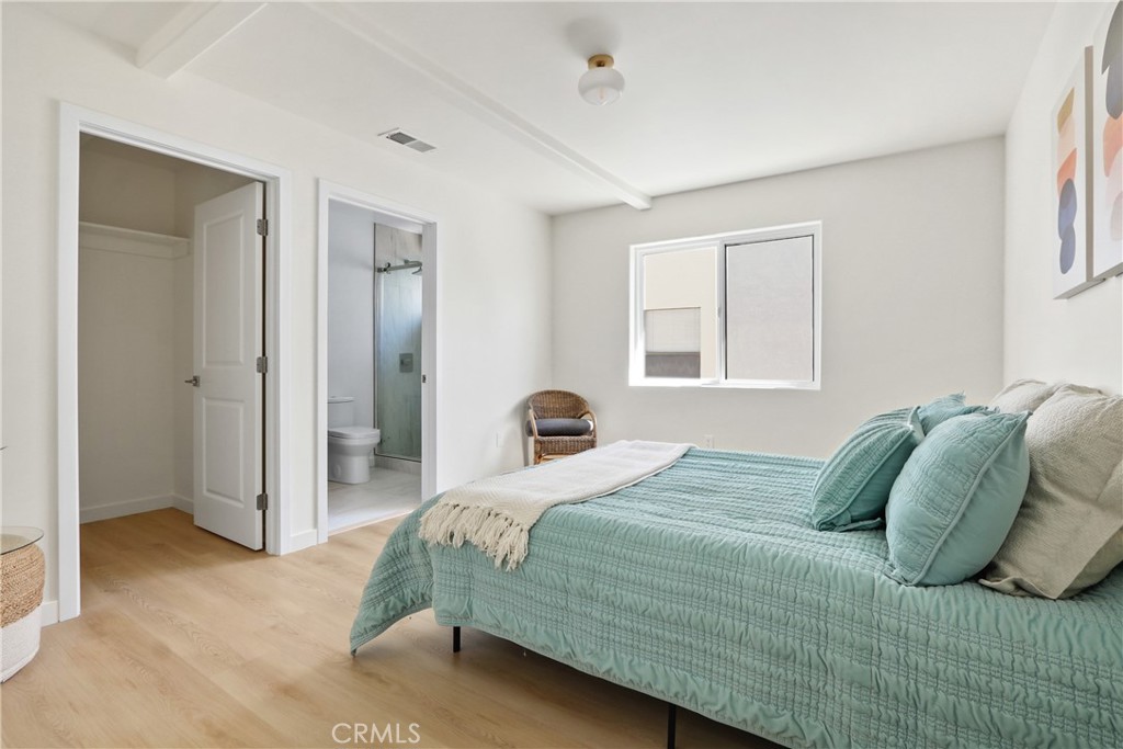 1614 W 214th