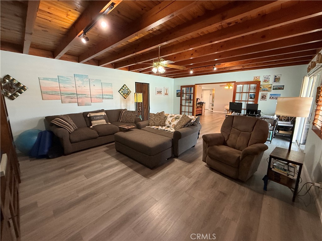 223 N Garsden