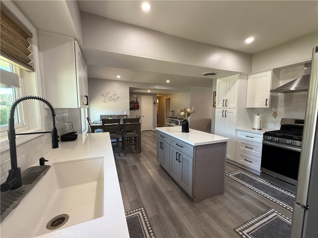 223 N Garsden