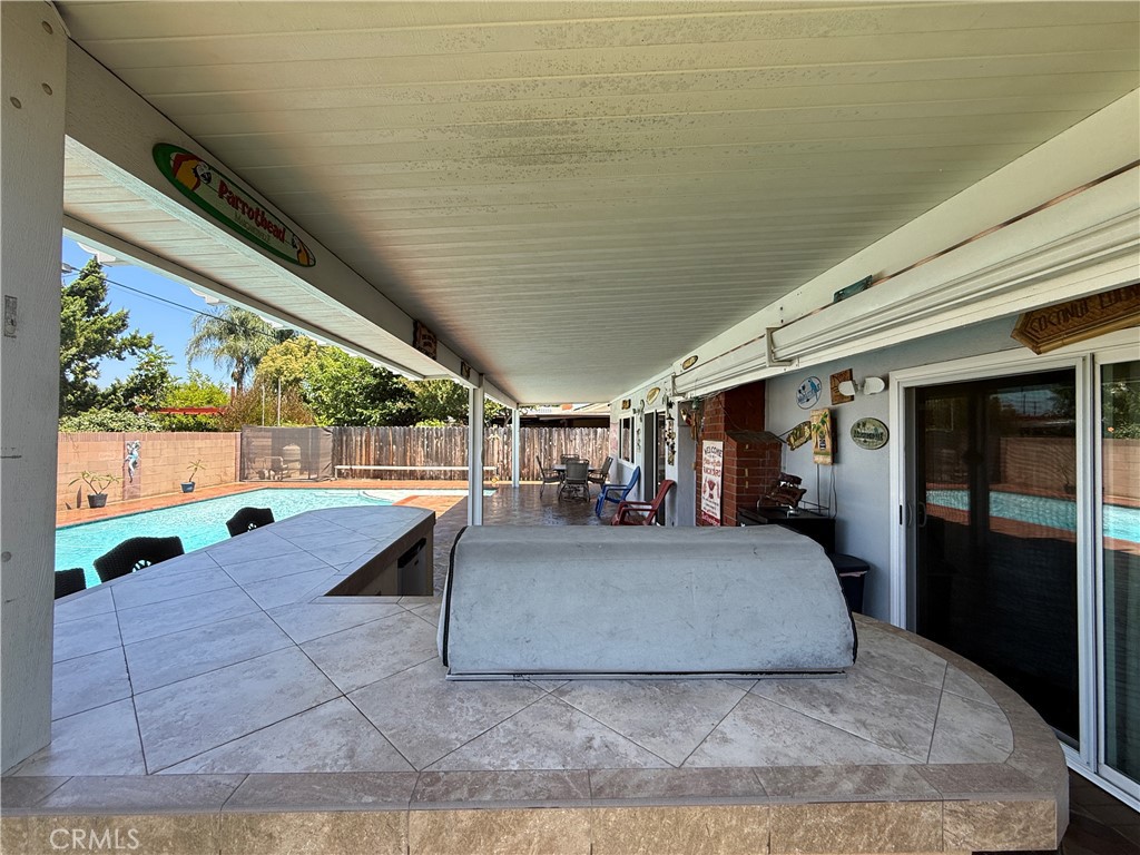 223 N Garsden