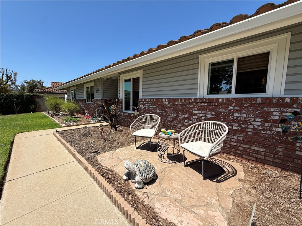 223 N Garsden