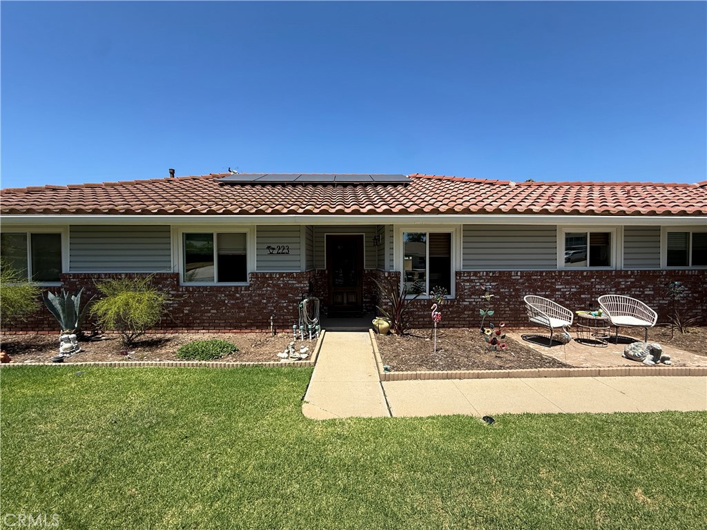 223 N Garsden