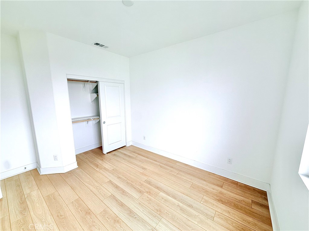 2750 W 182nd 111