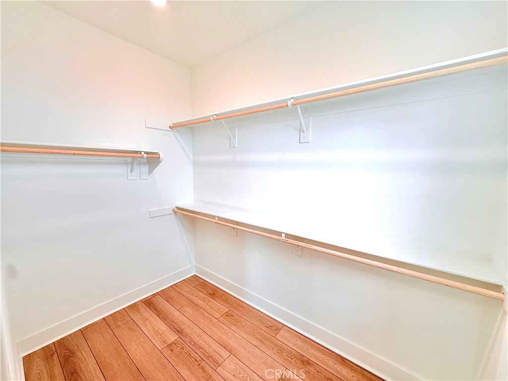 2750 W 182nd 111