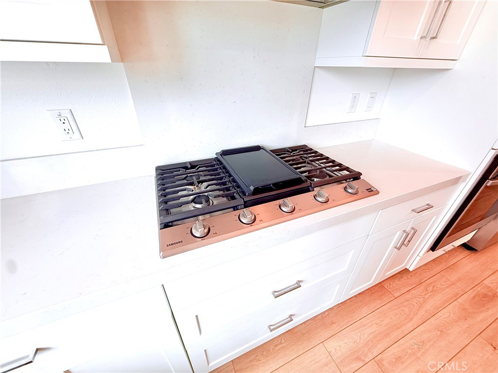2750 W 182nd 111