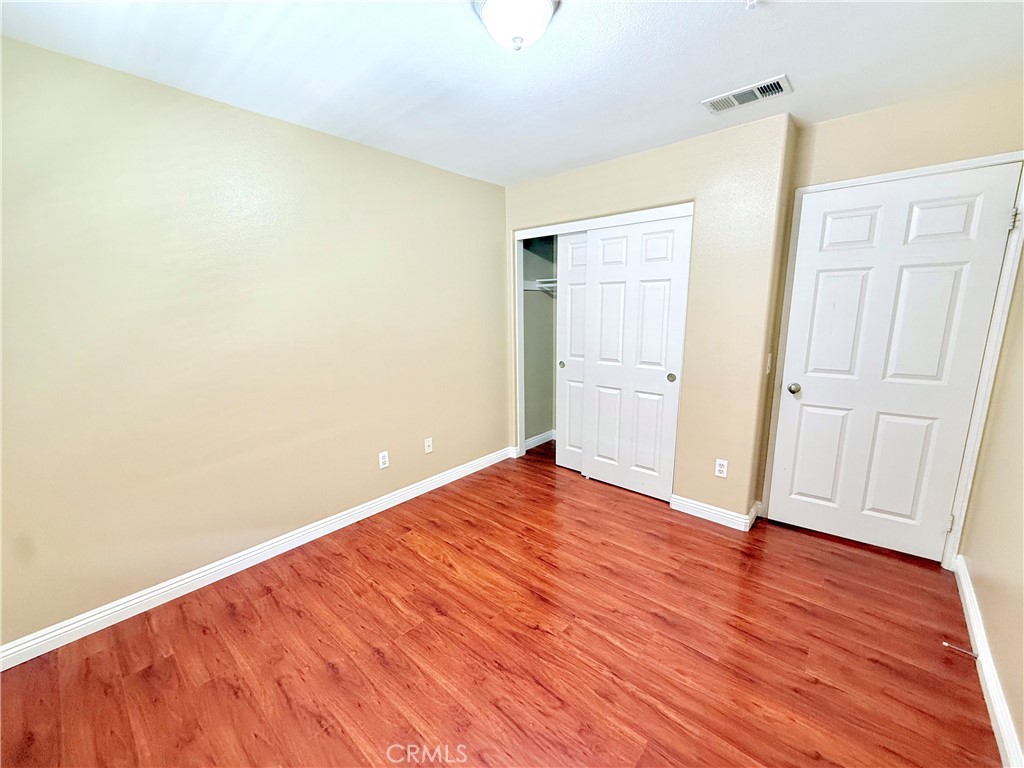 25911 Sandstone