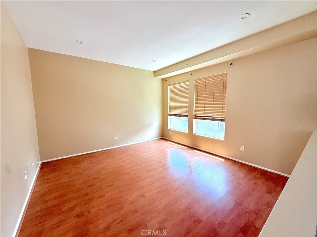 25911 Sandstone