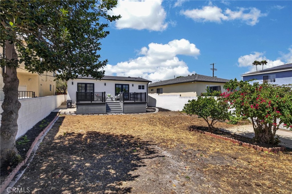 1223 W 23rd