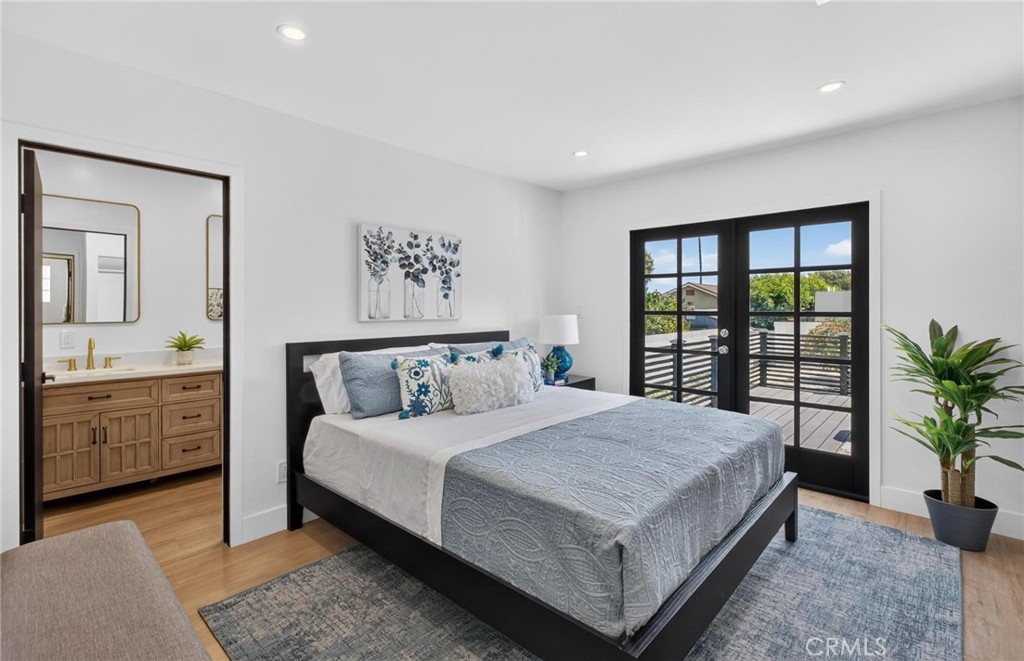 1223 W 23rd