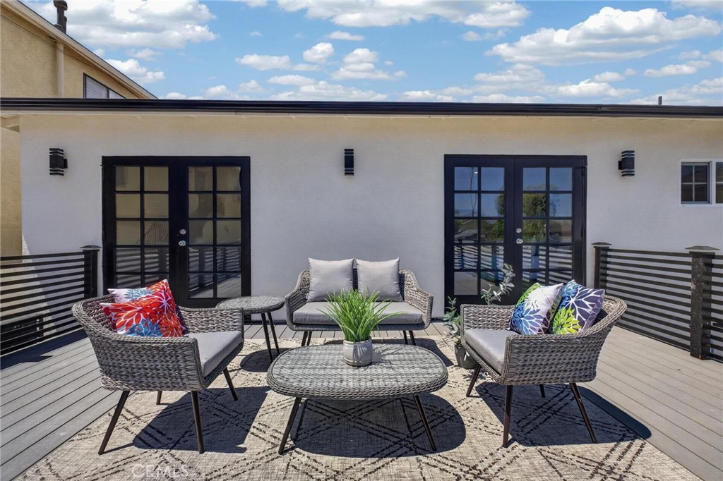 1223 W 23rd