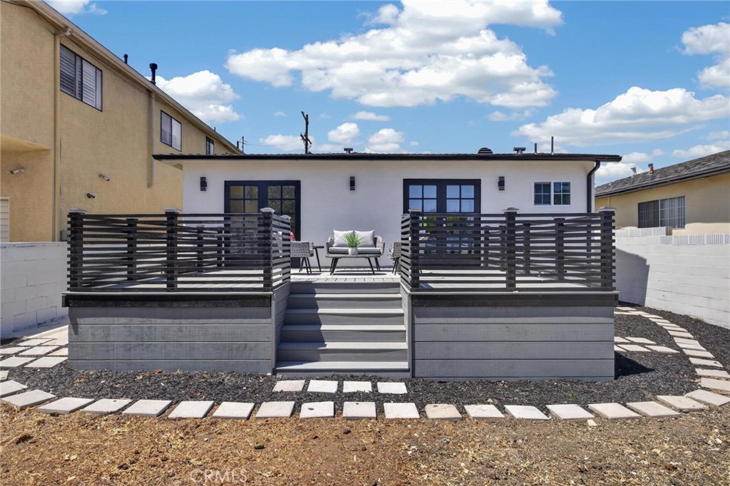 1223 W 23rd