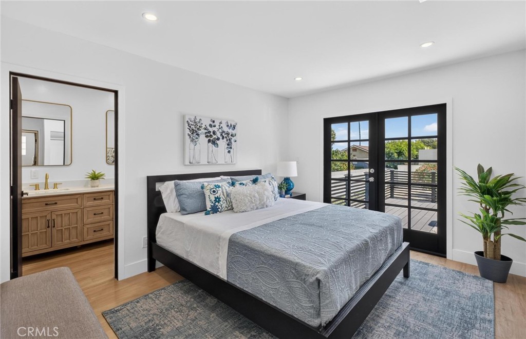 1223 W 23rd