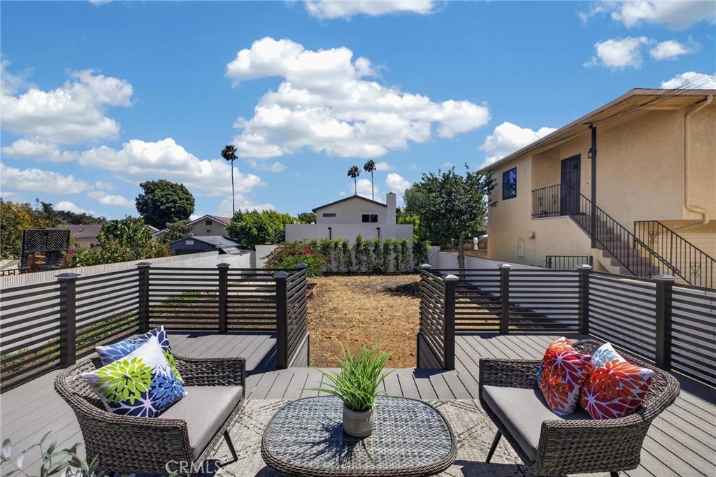 1223 W 23rd