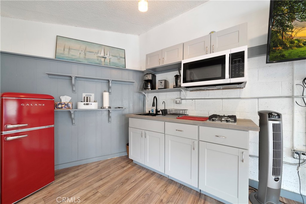 4217 Stewart