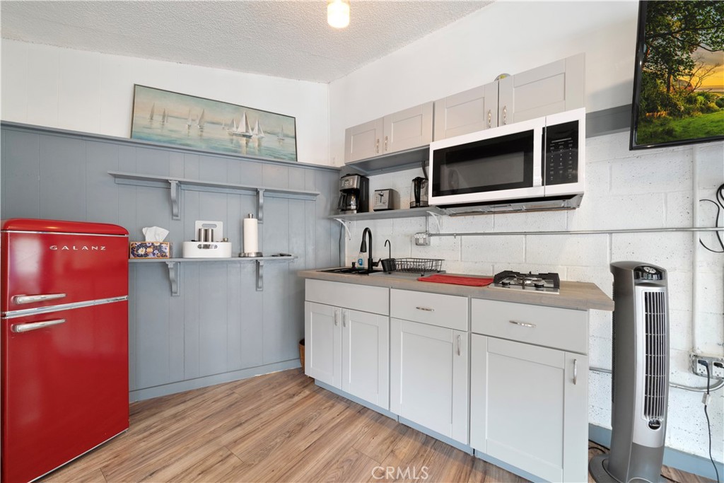4217 Stewart