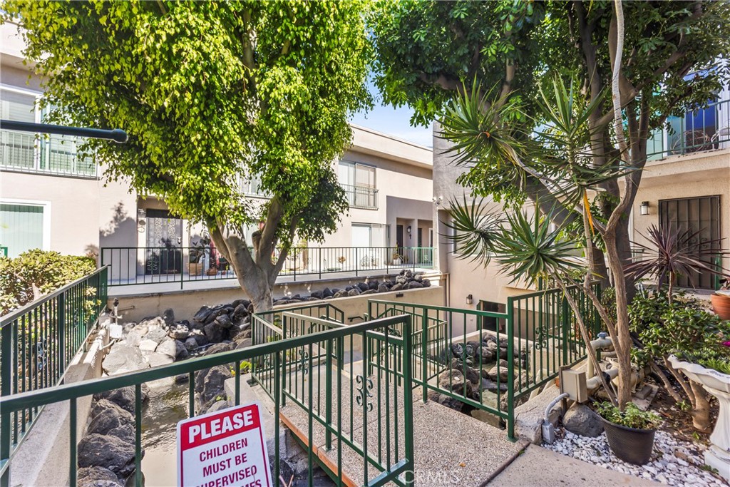 1214 S Alma 1