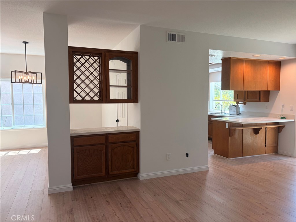 2664 Woodbury