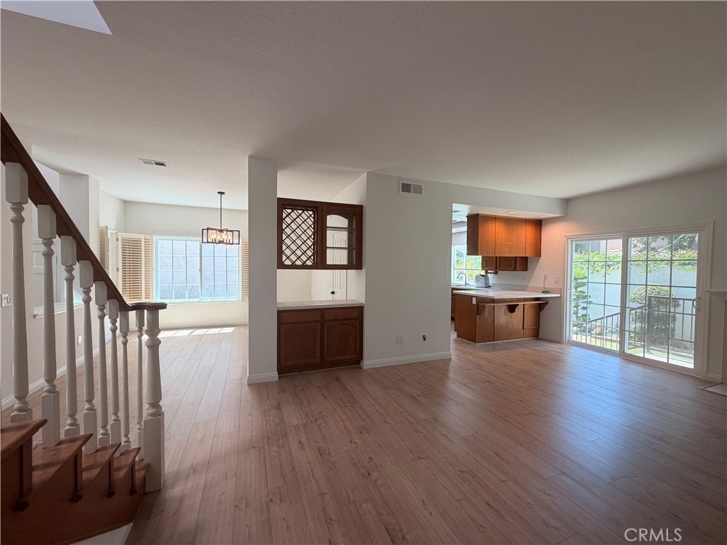 2664 Woodbury