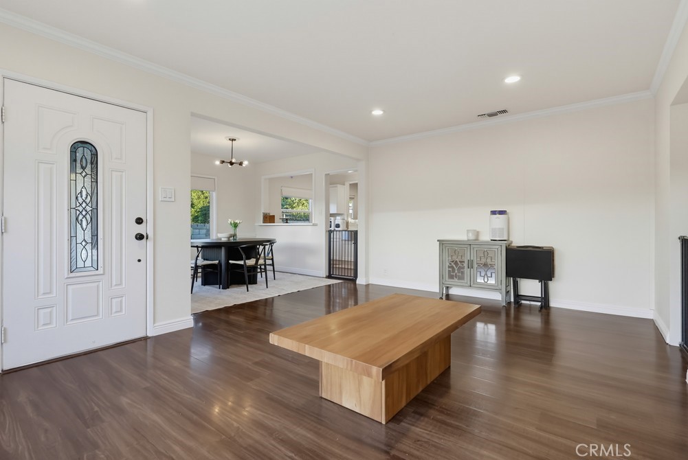 4368 Levelside