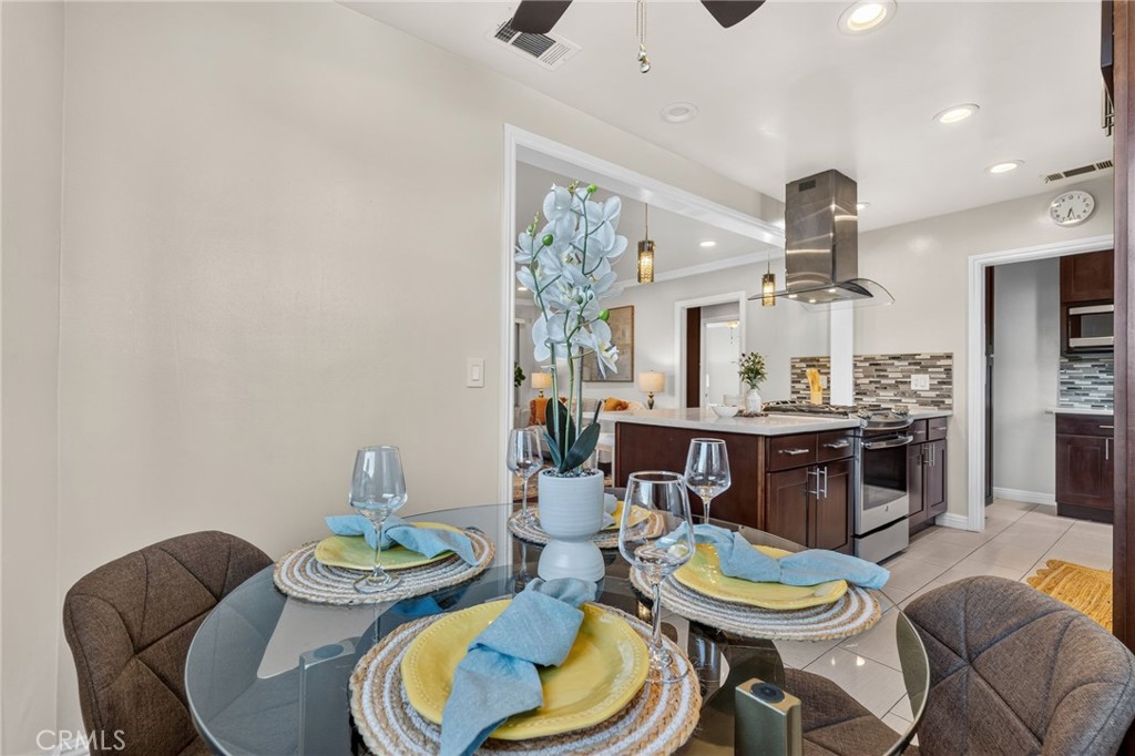 3215 Prospect