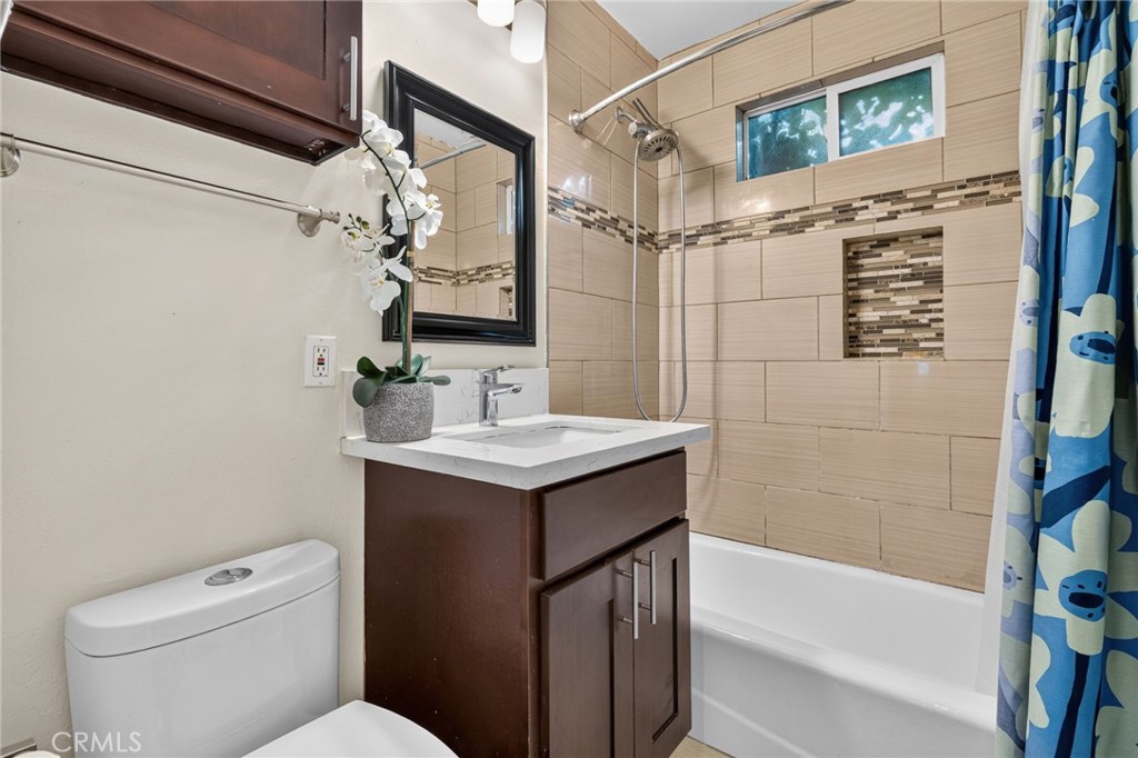 3215 Prospect