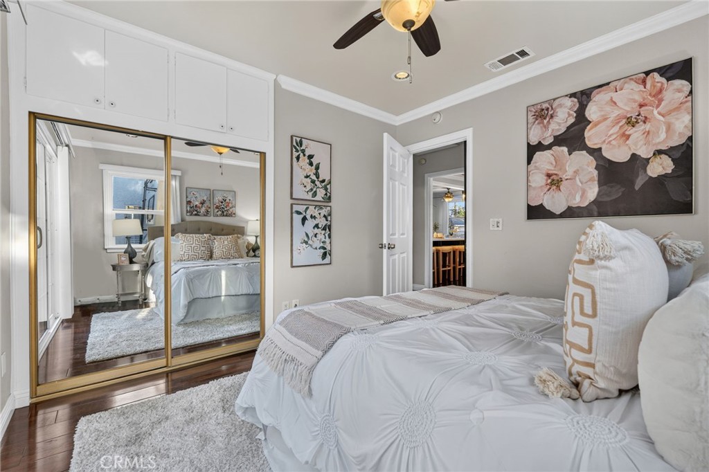 3215 Prospect