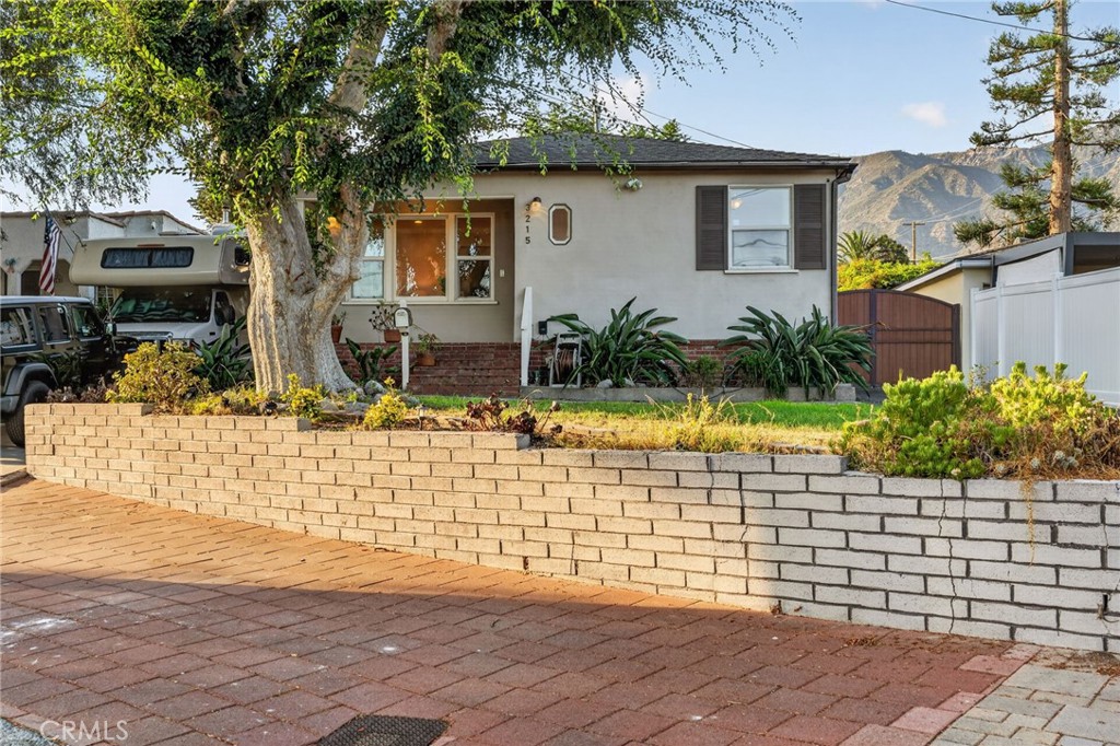 3215 Prospect
