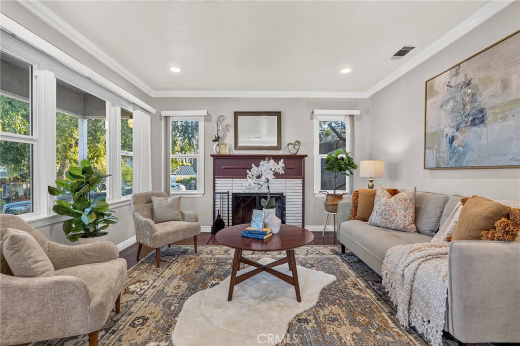 3215 Prospect