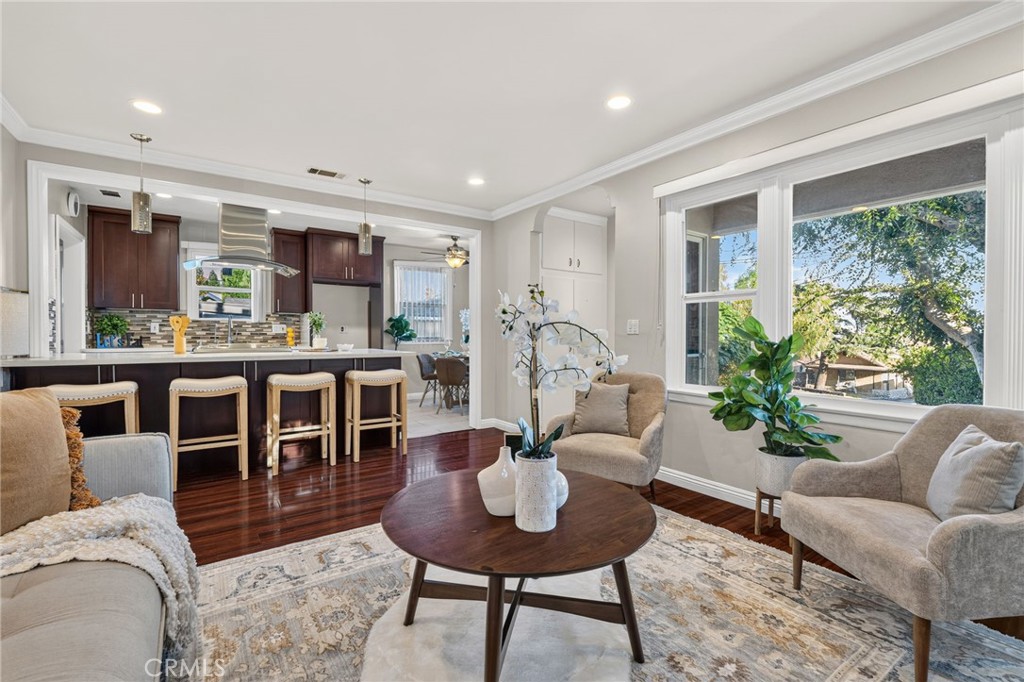3215 Prospect