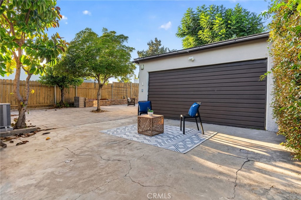 3215 Prospect