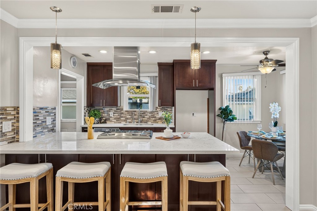 3215 Prospect