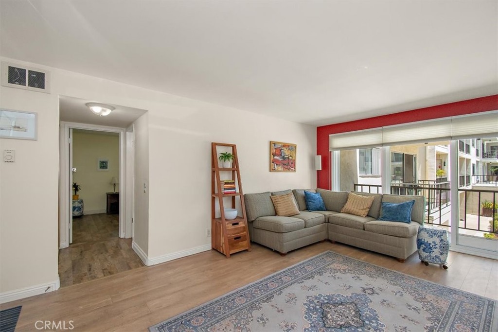 1600 Ardmore 234