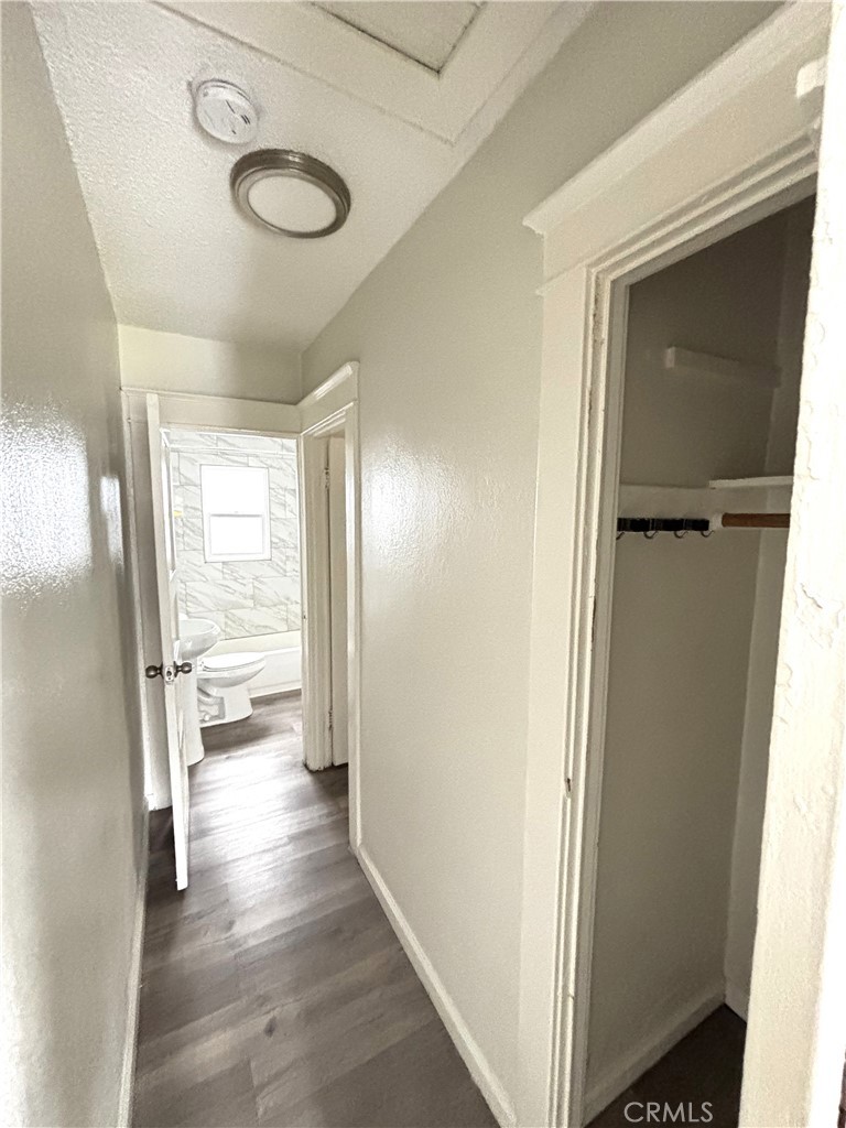 1457 W 52nd