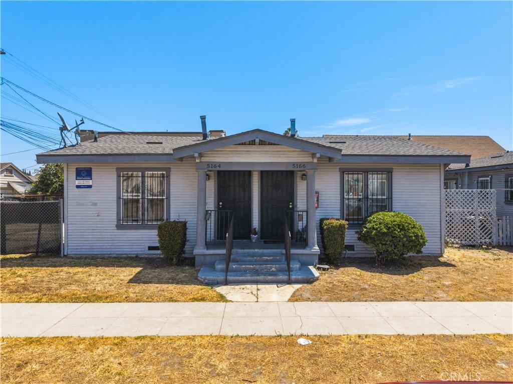 1457 W 52nd