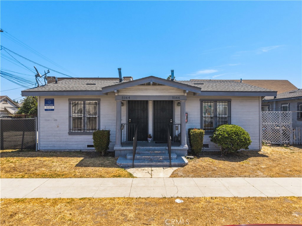 1457 W 52nd