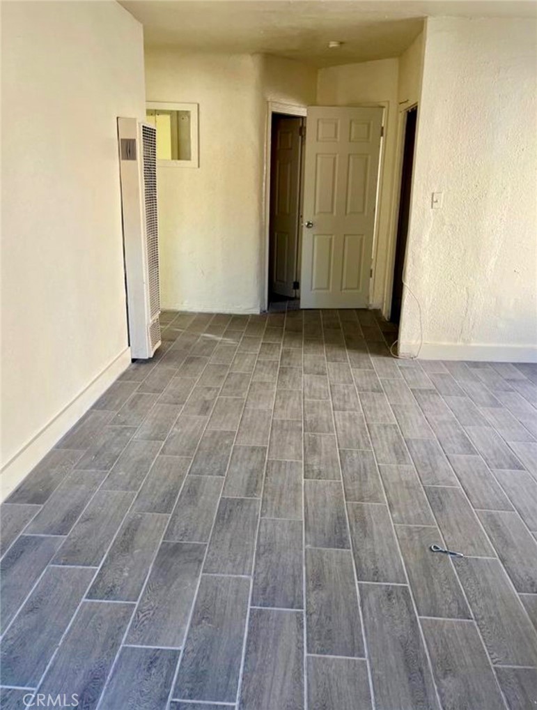 1448 W 106th