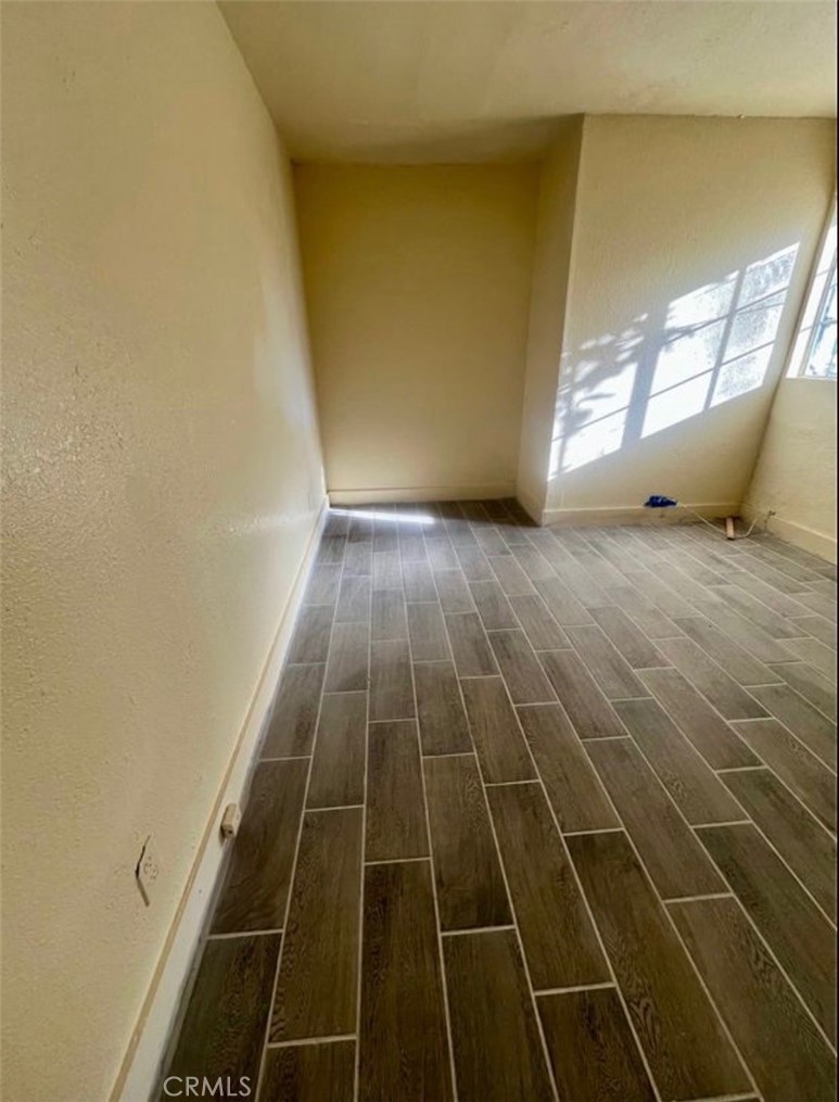 1448 W 106th