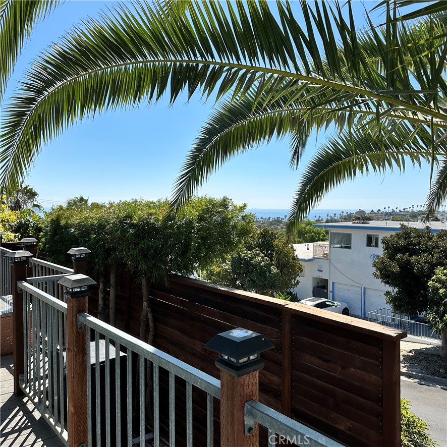 704 W 30th Street
