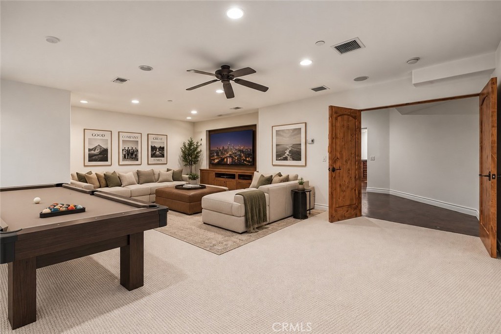 725 Dogwood W